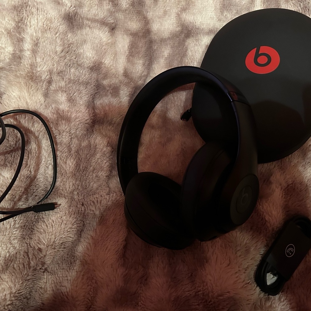Beats by Dre -Studio 3’s